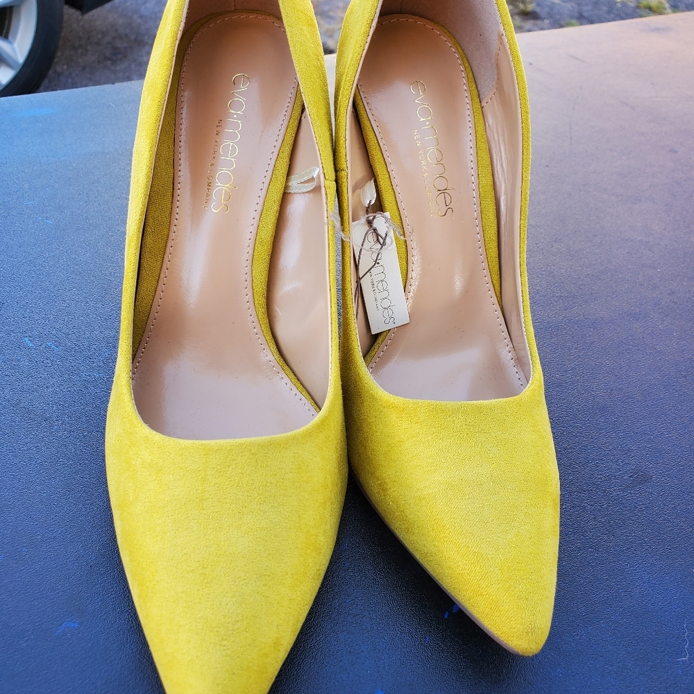 Eva Mendez shoes